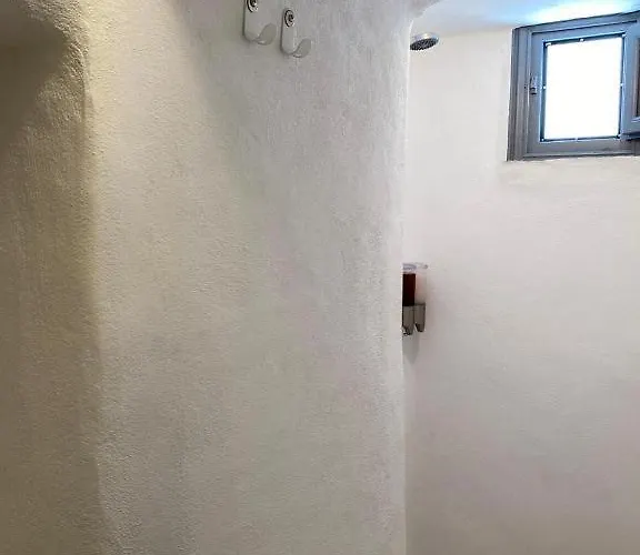 Bougainvillea Friends & Family - Old Town